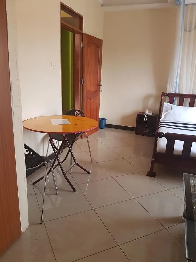 Hotel Elenorah Kampala 0*,  Uganda